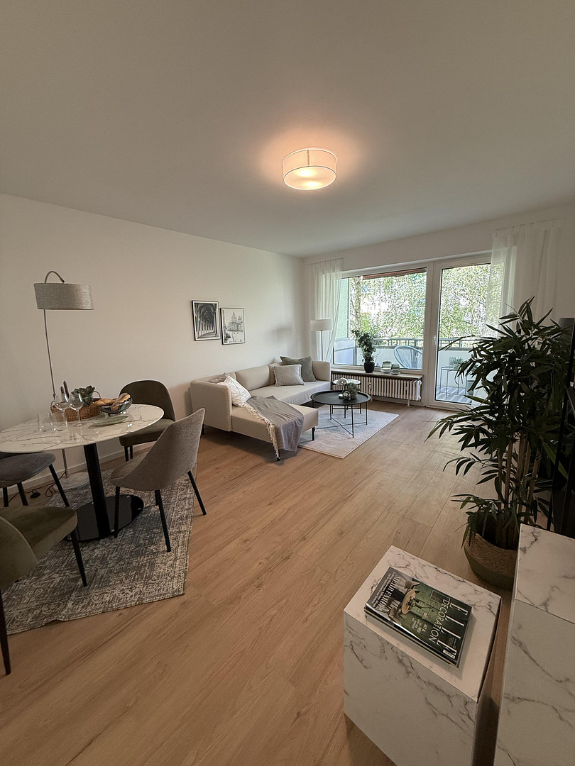 Provisionsfrei / Kernsanierte 3-Zimmer Wohnung in Wiesbaden-Schierstein mit Balkon & Stellplatz