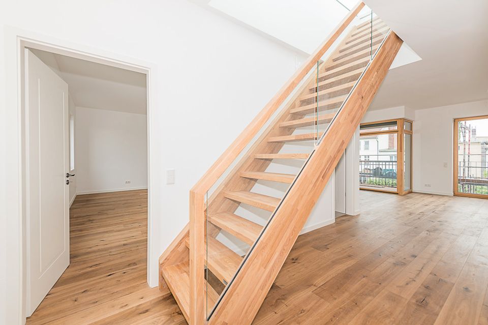 Bezugsfreies 3-Zimmer-Penthouse in Berlin Schöneberg!