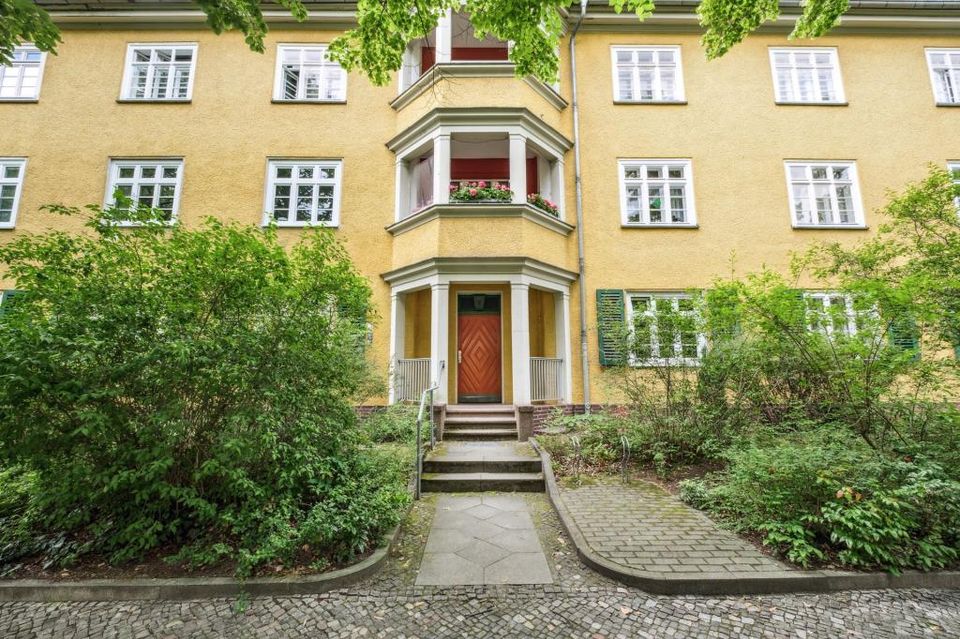Jetzt Kaufnebenkosten einsparen  -  Kapitalanlage - Dachgeschoss in ruhiger Lage